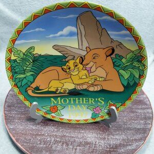Disney Collectors Plate Mothers Day 1997 "A Mothers Love" Featuring Lion King Ar